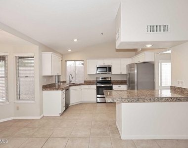 18808 N 92nd Way - Photo Thumbnail 18