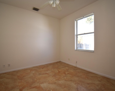 1338 Cape May Lane - Photo Thumbnail 18