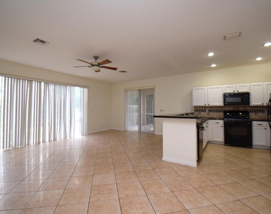1338 Cape May Lane - Photo Thumbnail 7