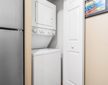 4411 Tuscany Way - Photo Thumbnail 12