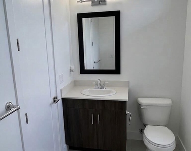 5553 Quiet Lake Place - Photo Thumbnail 10