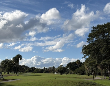 3800 Oaks Clubhouse Drive - Photo Thumbnail 31
