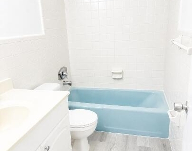 2837 Ne 30th Street - Photo Thumbnail 6