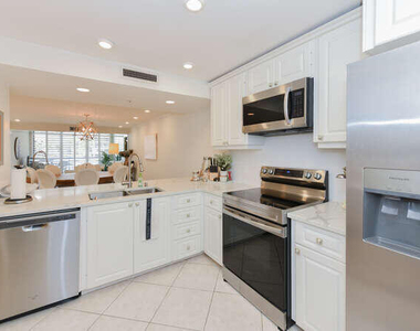 2301 Marina Isle Way - Photo Thumbnail 1