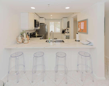 2301 Marina Isle Way - Photo Thumbnail 9