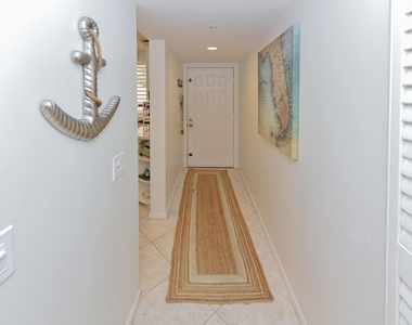 2301 Marina Isle Way - Photo Thumbnail 7