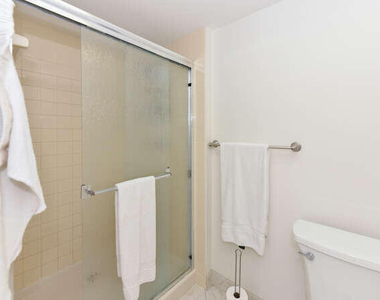 2301 Marina Isle Way - Photo Thumbnail 22