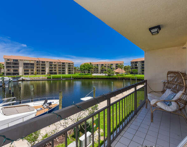 2301 Marina Isle Way - Photo Thumbnail 3