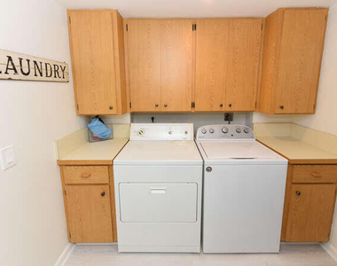 2301 Marina Isle Way - Photo Thumbnail 17