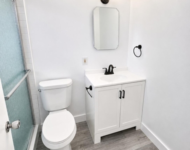 2837 Ne 30th Street - Photo Thumbnail 11