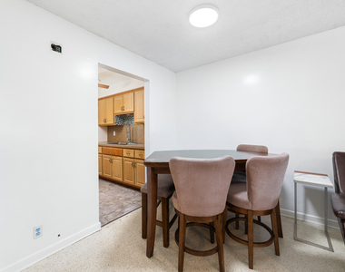 322 N Federal Highway - Photo Thumbnail 7