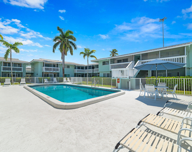322 N Federal Highway - Photo Thumbnail 22