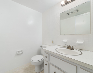 322 N Federal Highway - Photo Thumbnail 16