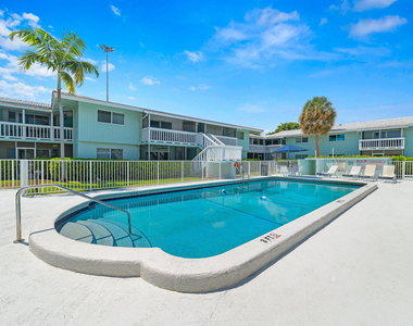 322 N Federal Highway - Photo Thumbnail 21