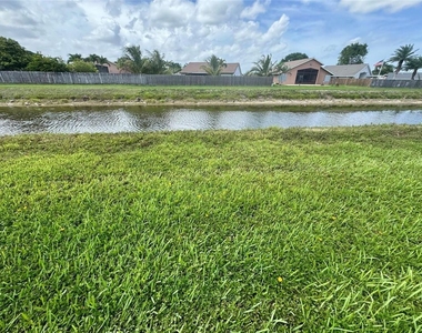 10849 Nw 30th Place - Photo Thumbnail 23