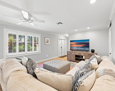 1651 Palmland Drive - Photo Thumbnail 6