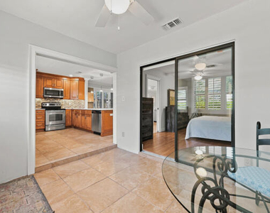 1651 Palmland Drive - Photo Thumbnail 17