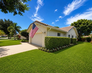 7758 Cloverfield Circle - Photo Thumbnail 2