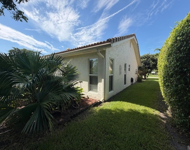 7758 Cloverfield Circle - Photo Thumbnail 36