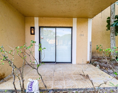 450 Palm Circle W - Photo Thumbnail 48