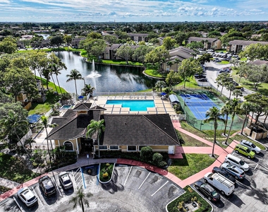 450 Palm Circle W - Photo Thumbnail 87