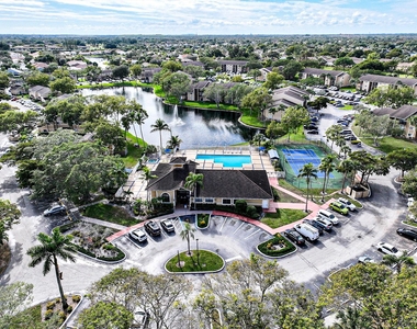 450 Palm Circle W - Photo Thumbnail 86