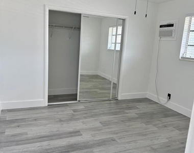 2837 Ne 30th Street - Photo Thumbnail 11