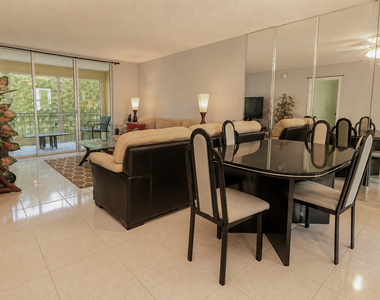 2650 Nw 49th Avenue - Photo Thumbnail 5