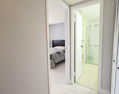 2650 Nw 49th Avenue - Photo Thumbnail 17