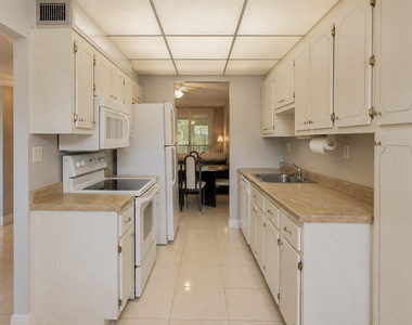 2650 Nw 49th Avenue - Photo Thumbnail 13