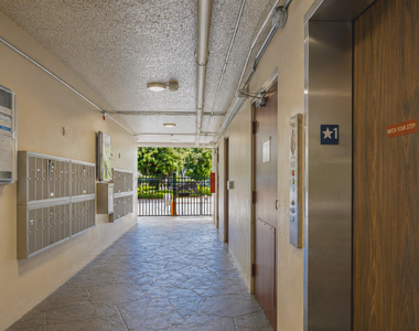 2650 Nw 49th Avenue - Photo Thumbnail 2