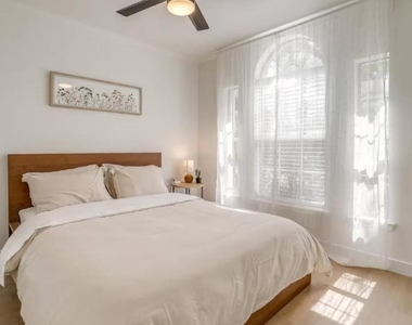 7851 Maiden Lane - Photo Thumbnail 6
