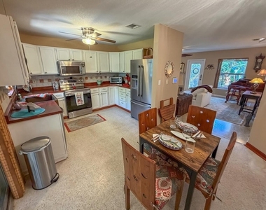 4195 Ne Hyline Drive - Photo Thumbnail 15