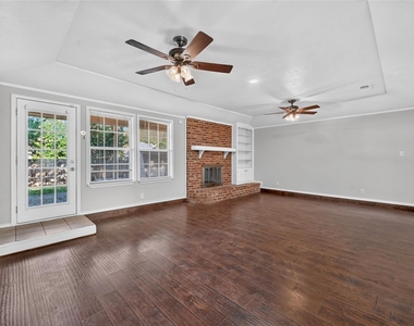 7217 Timberlane Drive - Photo Thumbnail 2