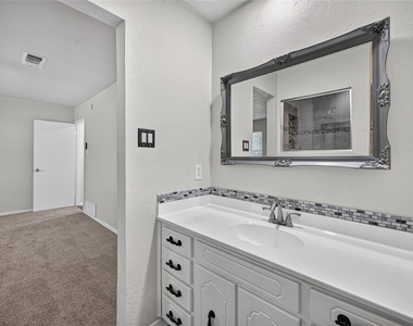 7217 Timberlane Drive - Photo Thumbnail 12