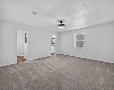 7217 Timberlane Drive - Photo Thumbnail 7