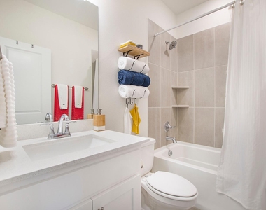 6429 Northern Dancer Drive - Photo Thumbnail 13