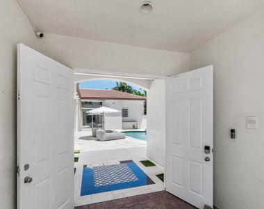 18715 Ocean Mist Drive - Photo Thumbnail 37