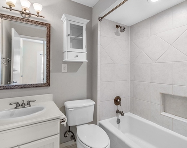 6011 E University Boulevard - Photo Thumbnail 13