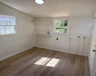 1217 W Walker Street - Photo Thumbnail 14