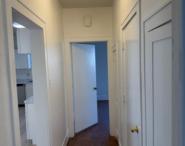 1217 W Walker Street - Photo Thumbnail 12