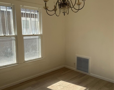 1217 W Walker Street - Photo Thumbnail 6