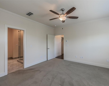 5901 Ross Avenue - Photo Thumbnail 21