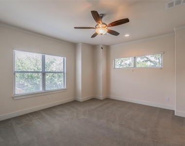 5901 Ross Avenue - Photo Thumbnail 23