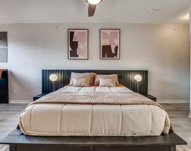 3033 San Jacinto Street - Photo Thumbnail 4