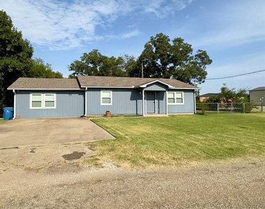 411 Mill Street - Photo Thumbnail 2