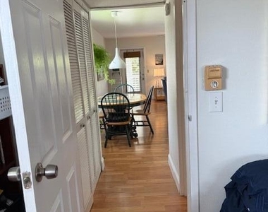 699 Saxony O Way - Photo Thumbnail 9