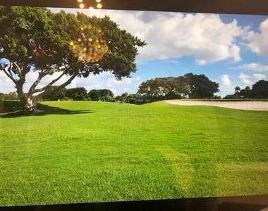 699 Saxony O Way - Photo Thumbnail 16
