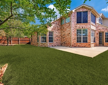 3621 Nandina Drive - Photo Thumbnail 11