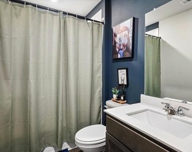 936 Glover Drive - Photo Thumbnail 17